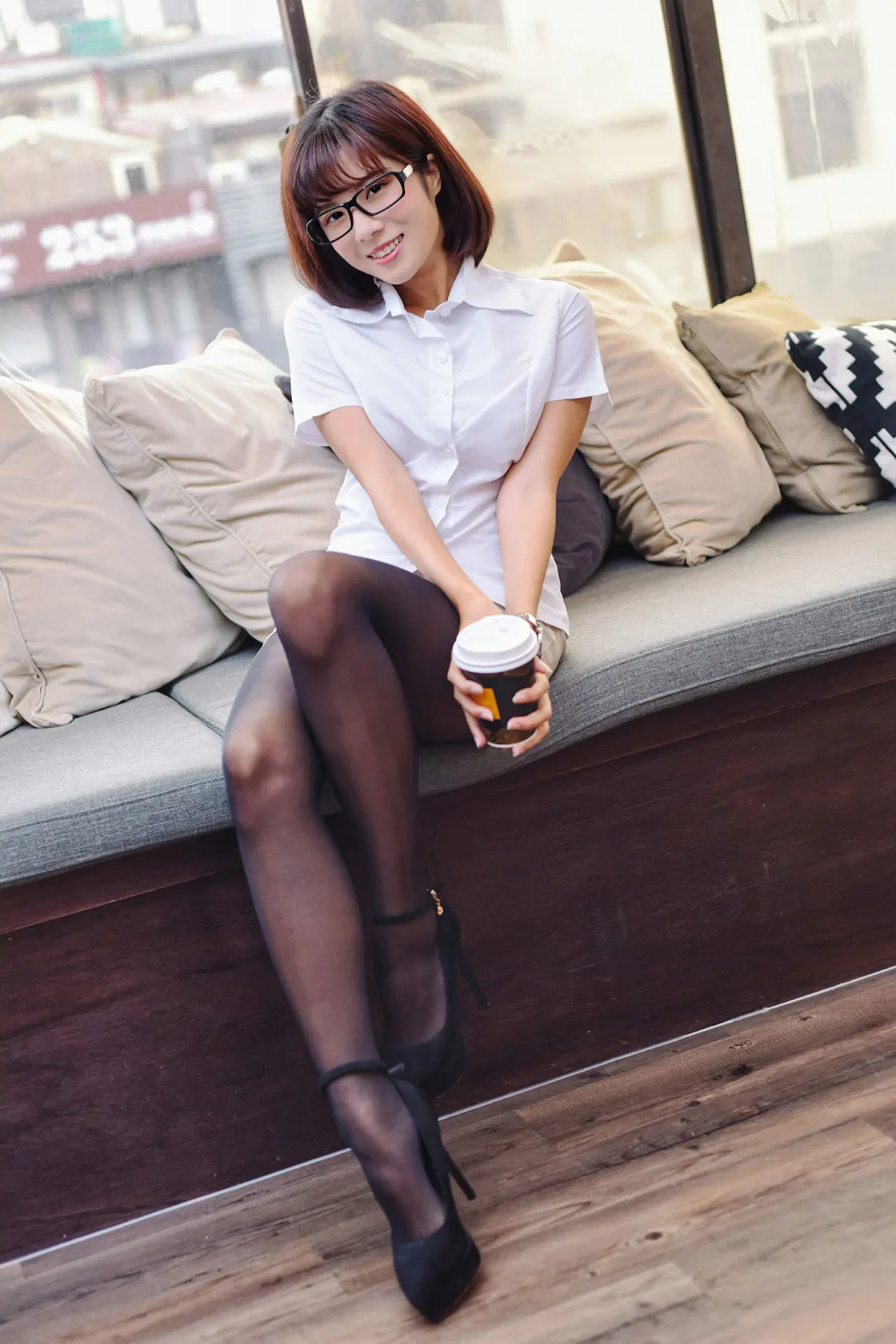 [合集]《制服の女生》作品，大小2.16GB 组图