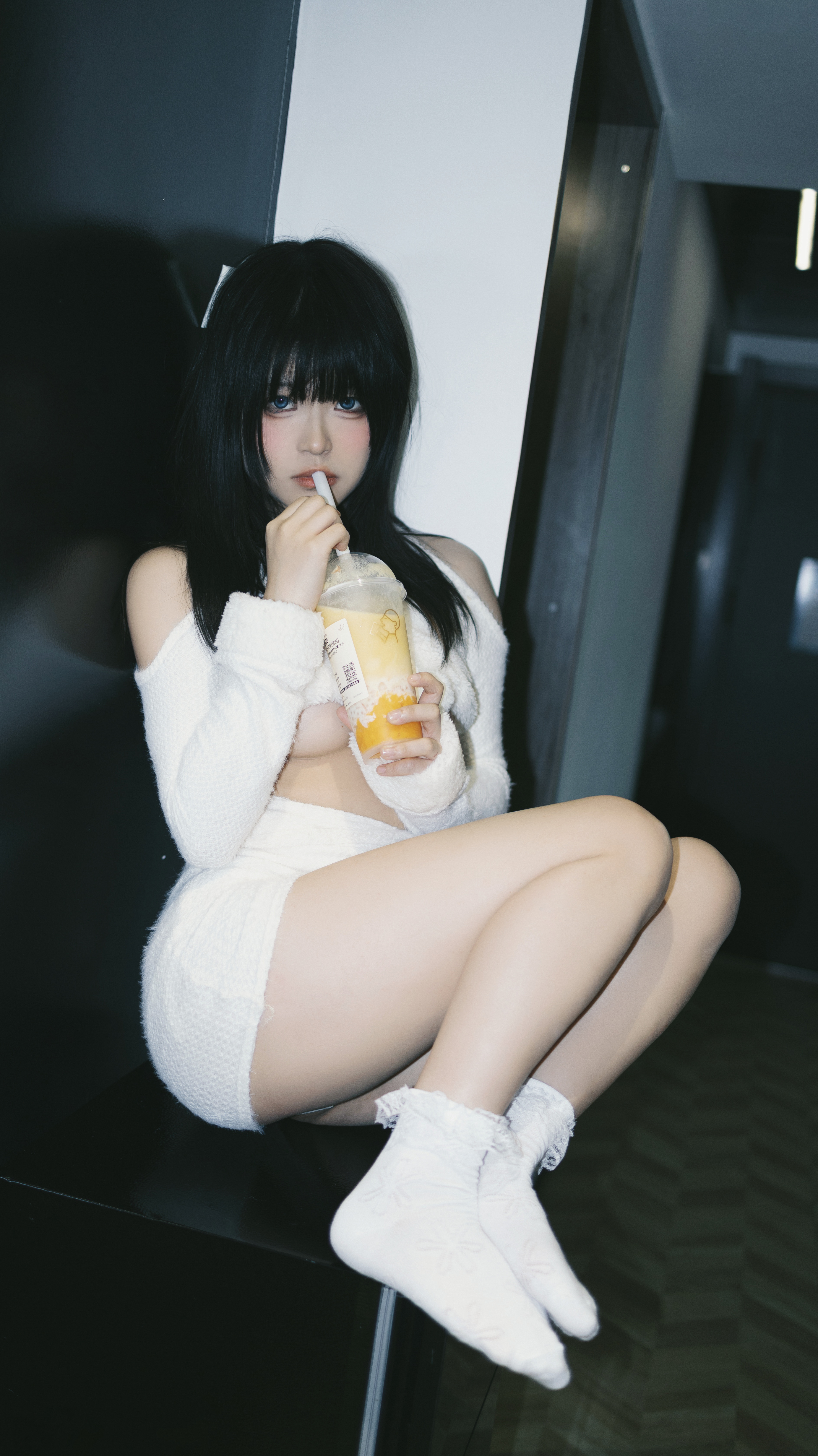 渡久山 – 全套15期&视频[13.5G-2026.9] 组图
