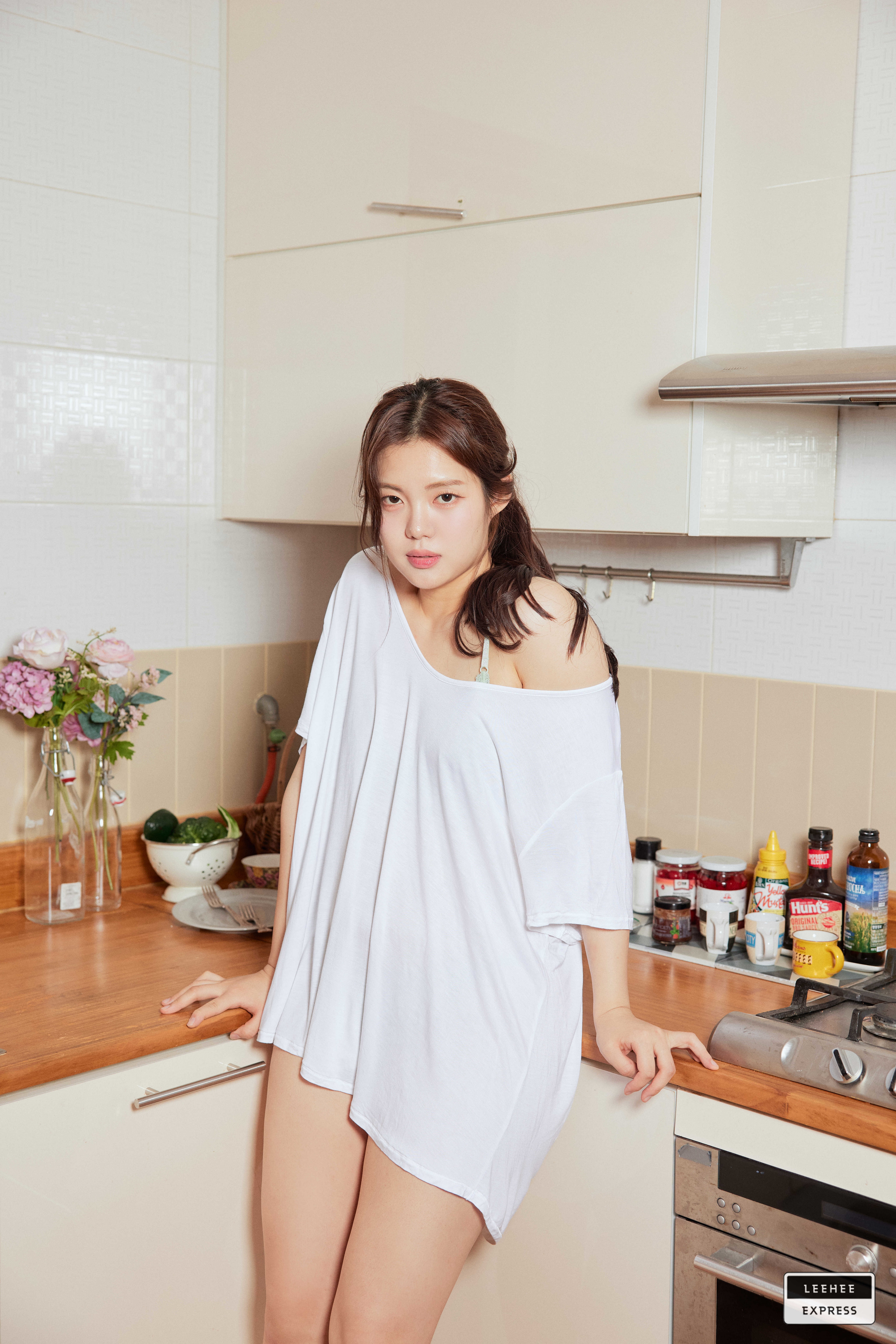 Leehee Express(韩国) – 全套合集617期[178.9G-2026.10] 组图